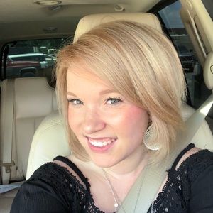 Meet your Posher, Ashlee